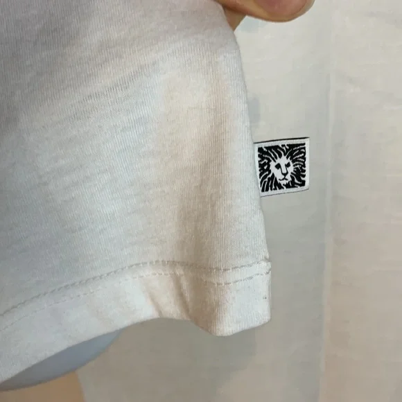 3/$20 Anne Klein M Cityscape Tee - Picture 5 of 10